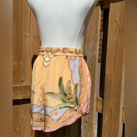 🆕 FARM Rio 🧿 NWOT Multicolor Banana Royalty Kaleidoscope Shorts, Sz L - Picture 11 of 16